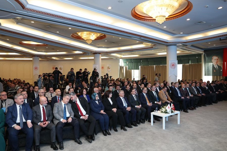 Başkan Büyükkılıç: "çevreyi Ve Yeşili Önemseyerek Hizmet Ediyoruz"