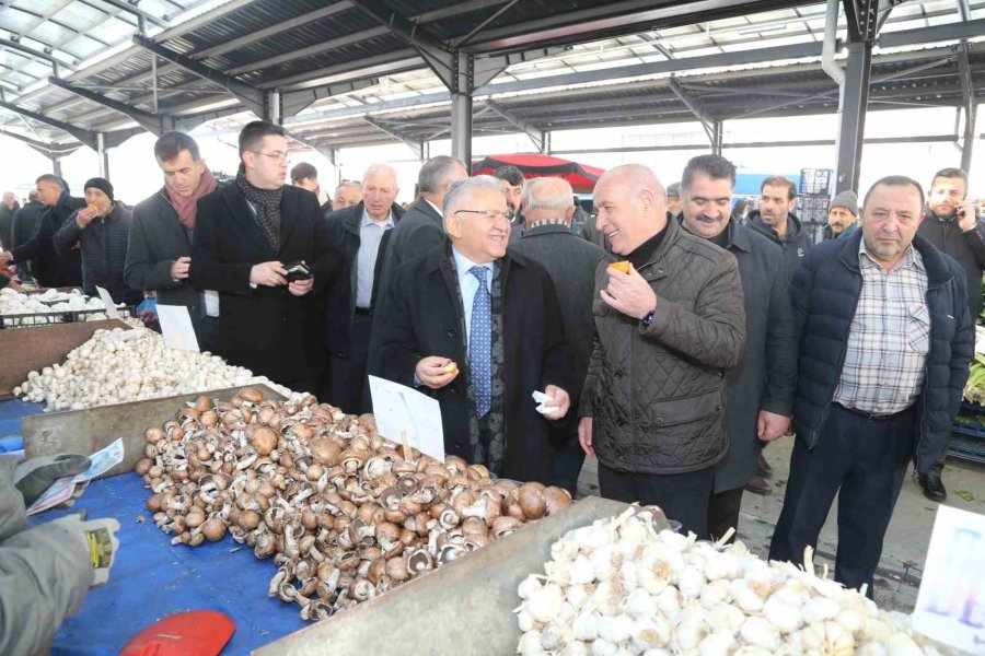 Başkan Büyükkılıç: “pazar Esnafımızın Sıcaklığı İçimizi Isıttı”