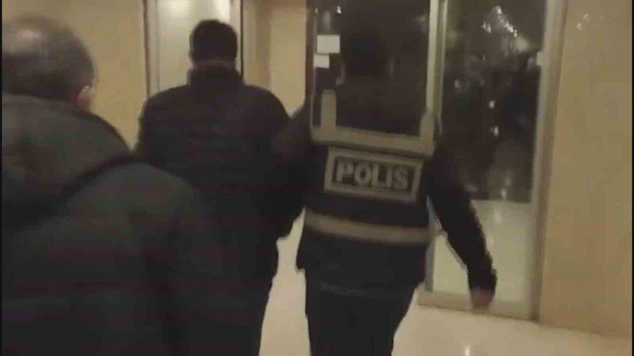 Aranan Şahıslara Eş Zamanlı Operasyon: 15 Kişi Yakalandı