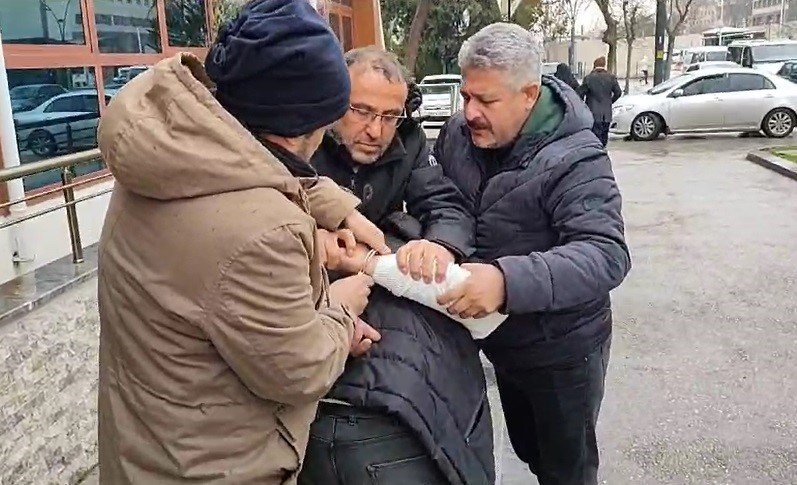 Kardeşini Öldürüp Kaçan Zanlıyı 9 Yıl Sonra Özel Ekip Yakaladı