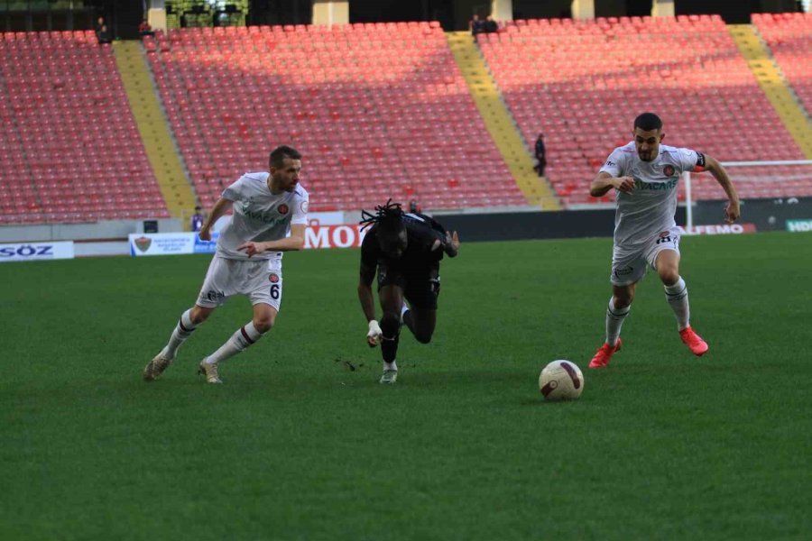 Trendyol Süper Lig: Hatayspor: 1 - Fatih Karagümrük: 0 (ilk Yarı)