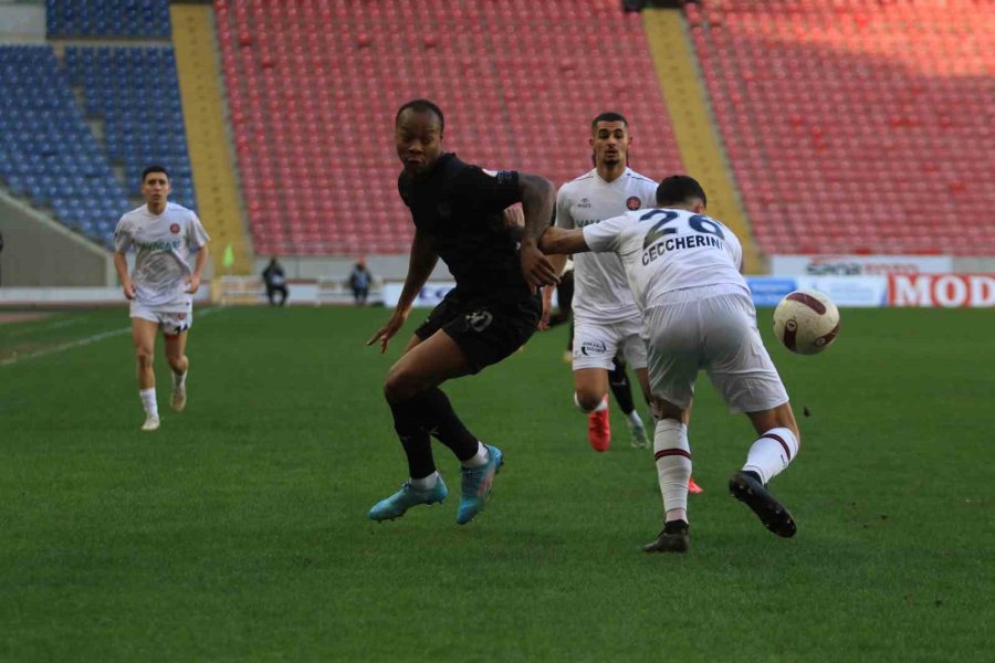 Trendyol Süper Lig: Hatayspor: 1 - Fatih Karagümrük: 0 (ilk Yarı)