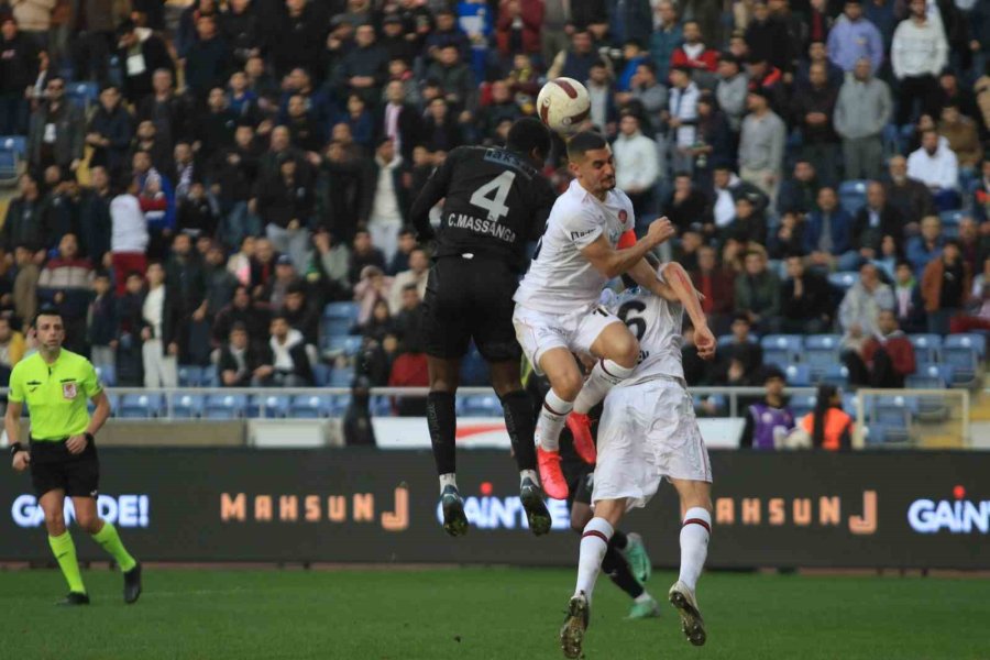 Trendyol Süper Lig: Hatayspor: 1 - Fatih Karagümrük: 0 (ilk Yarı)