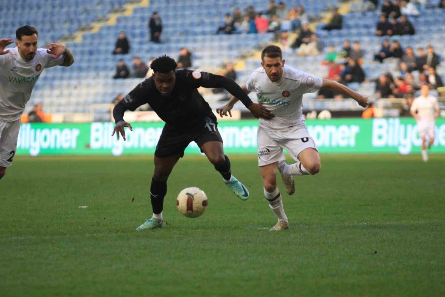 Trendyol Süper Lig: Hatayspor: 3 - Fatih Karagümrük: 1 (maç Sonucu)