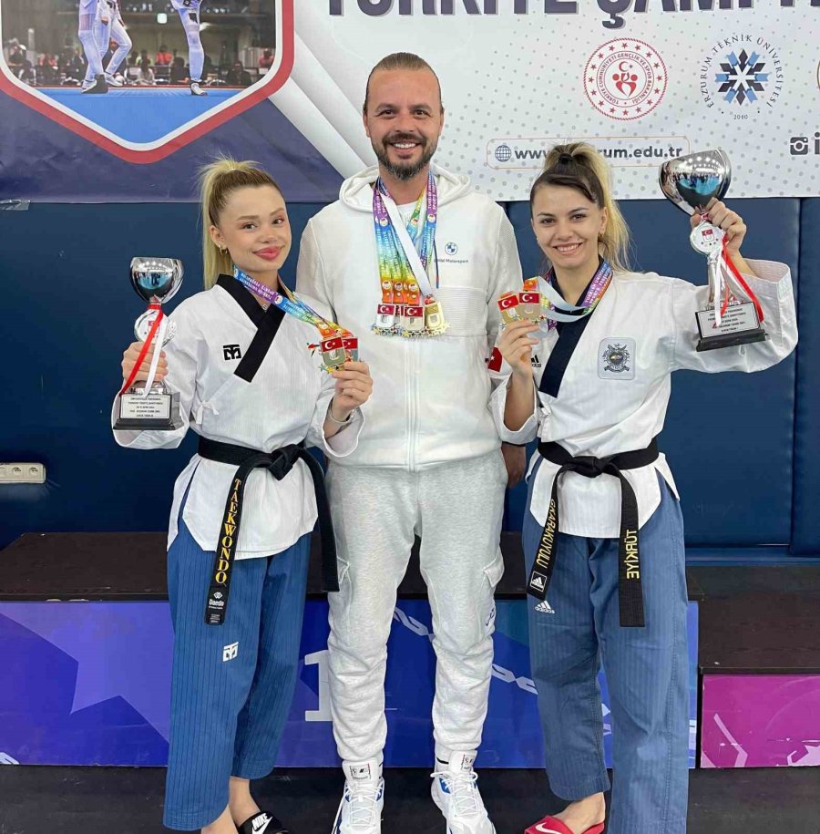 14 Madalya Ve 3 Kupa İle Şampiyon Anadolu Üniversitesi