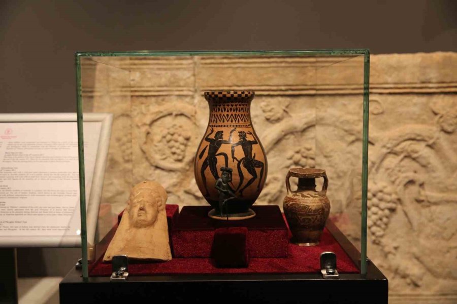 Yurt Dışına Kaçırılan 61,9 Milyon Dolar Değere Sahip Tarihi Eserler Yurduna Döndü