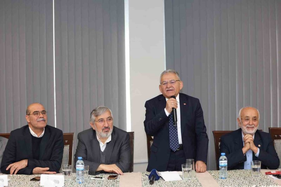 Başkan Büyükkılıç, Kayseri Gönüllü Kültür Kuruluşları Temsilcileriyle Buluştu