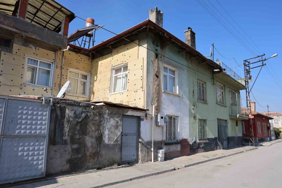 Böcek İlacı Faciasında Hayatını Kaybeden Çocuğa Acı Veda