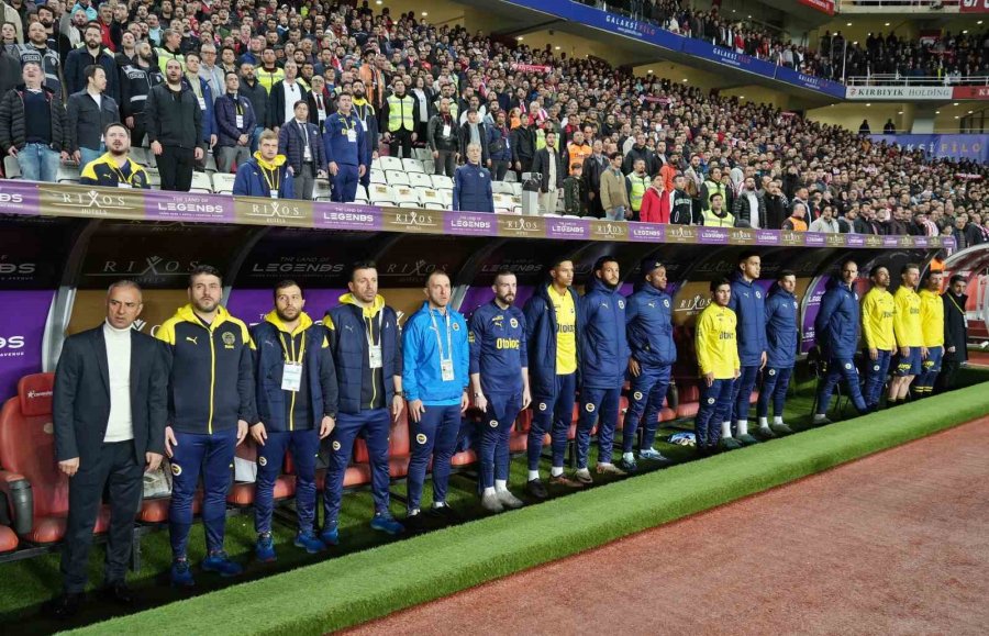 Trendyol Süper Lig: Antalyaspor: 0 - Fenerbahçe: 0 (maç Devam Ediyor)