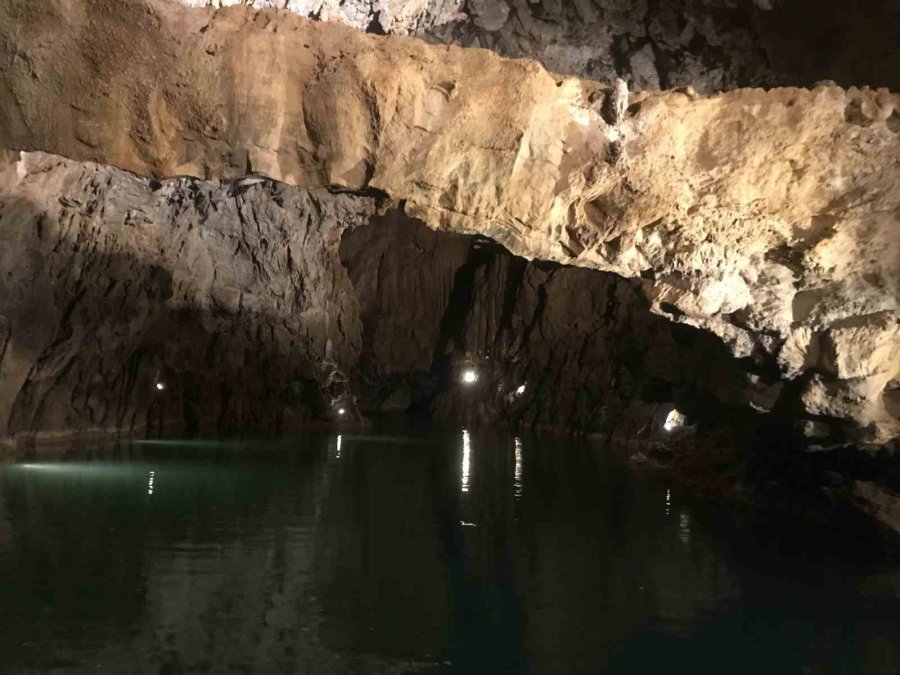 Altınbeşik Mağarası Ziyaretçi Rekoru Kırdı