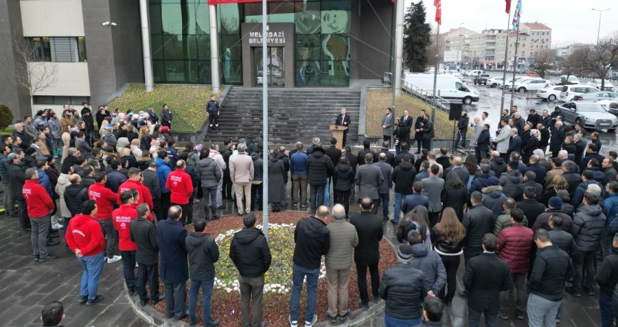 Tekrar Aday Olan Başkan Palancıoğlu’na Personelinden Tebrik