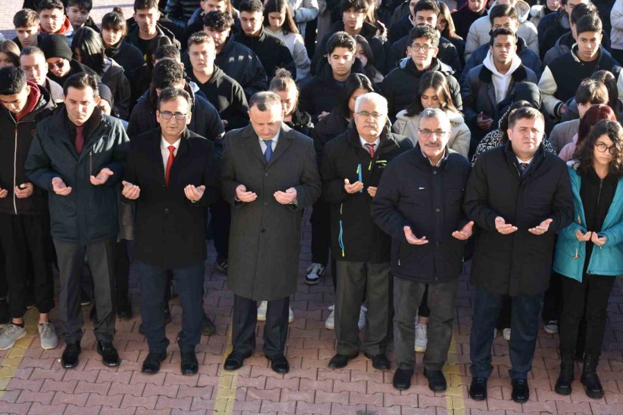 Karaman’da 6 Şubat Depreminde Hayatını Kaybedenler Anıldı