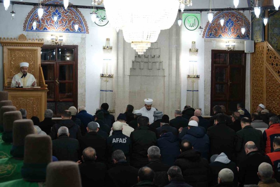 Karaman’da 6 Şubat Depreminde Hayatını Kaybedenler Anıldı