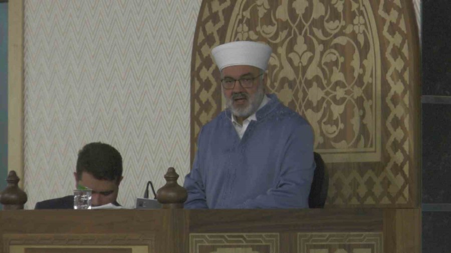 Miraç Kandili’nde ‘en Güzel Ezan’ Kayseri’de Okundu