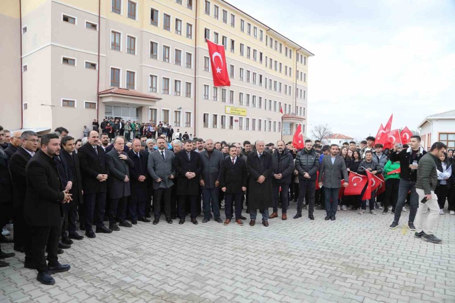 Konya Büyükşehir’in Ereğli’ye Kazandırdığı 8 Halı Sahanın Açılışı Yapıldı