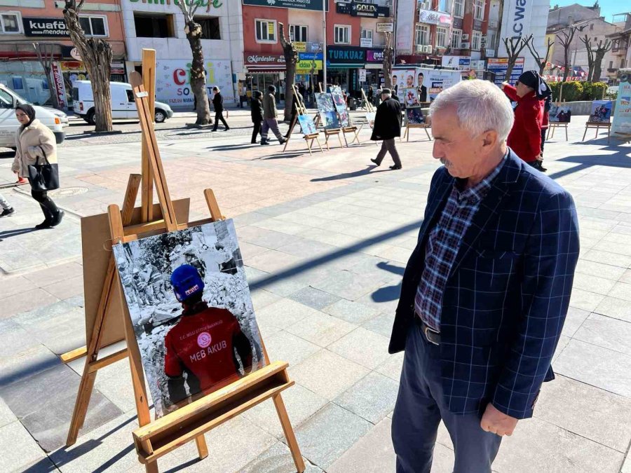 Afad’ın "deprem Fotoğraf Sergisi" Duygulandırdı