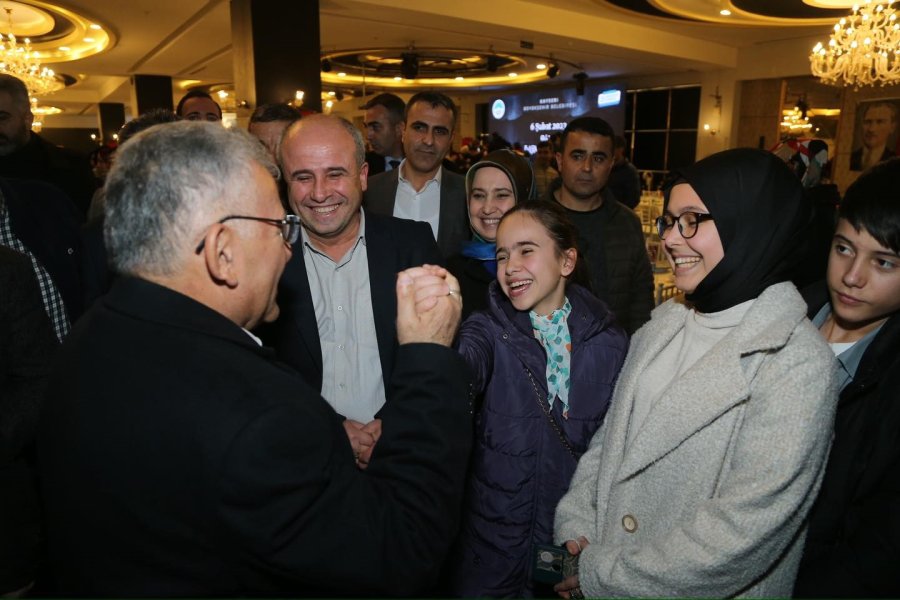 Başkan Büyükkılıç, Depremzede Misafirlerle Buluştu