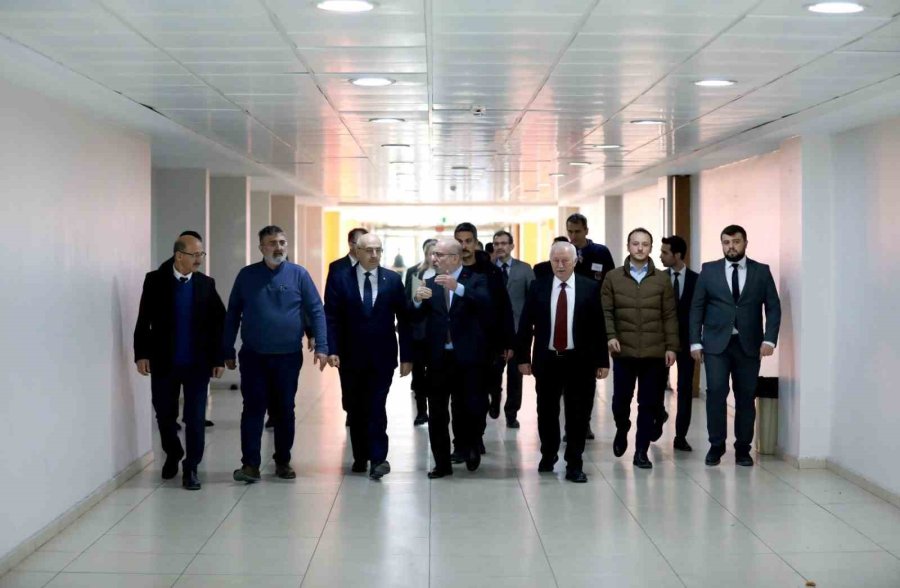 Yök Yürütme Kurulu Üyesi Prof. Dr. Mahmut Ak, Kayü Osb Myo’da İncelemelerde Bulundu