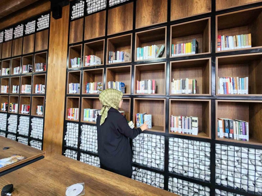 Niğde’nin 4. Kütüphanesi İlber Ortaylı’nın Katılımı İle Açılıyor