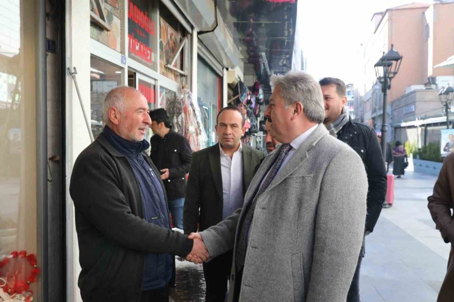 Cumhuriyet Mahallesi Esnafından Başkan Palancıoğlu’na Büyük İlgi