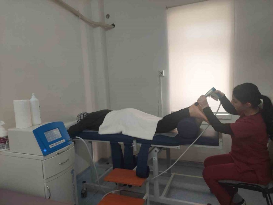 Niğde’de Hastanede Şok Dalga Tedavisi Başladı