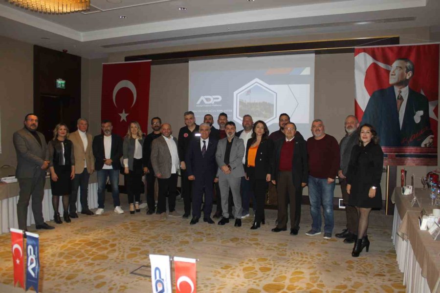 Antalya Düşünce Platformu’nda Deprem Konuşuldu
