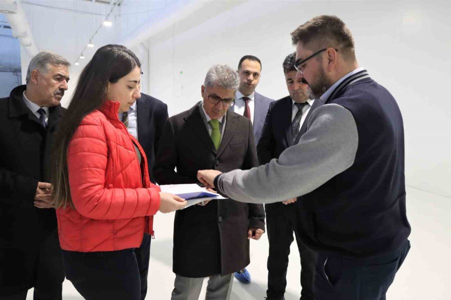 Vali Çelik: "bor Osb’ye Çok Ciddi Yatırım Talebi Var"