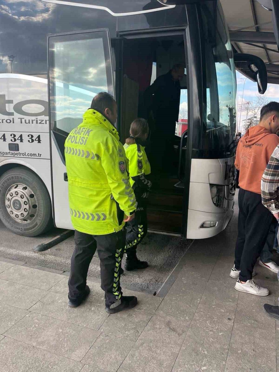 Aksaray’da “kemerin Seni Hem Koltuğa Hem De Hayata Bağlar” Uygulaması