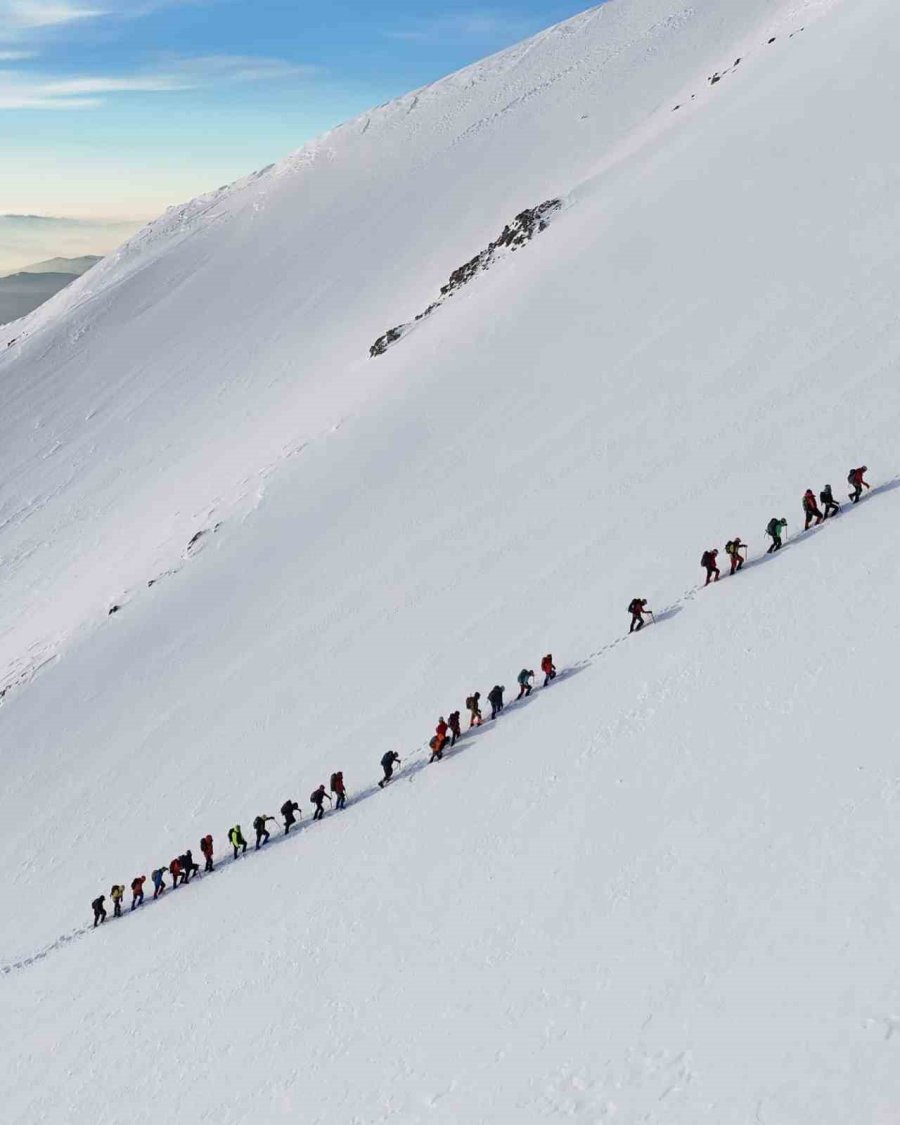 Uluslararası Erciyes Kış Tırmanışı 140 Dağcının Katılımı Gerçekleşti