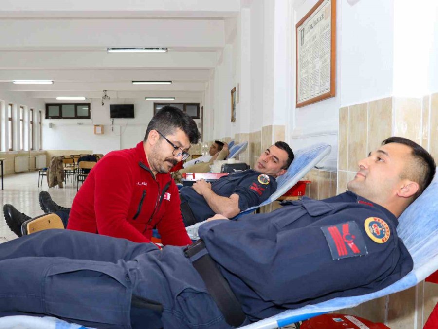 Jandarmadan Kan Bağışında Farkındalık Faaliyeti