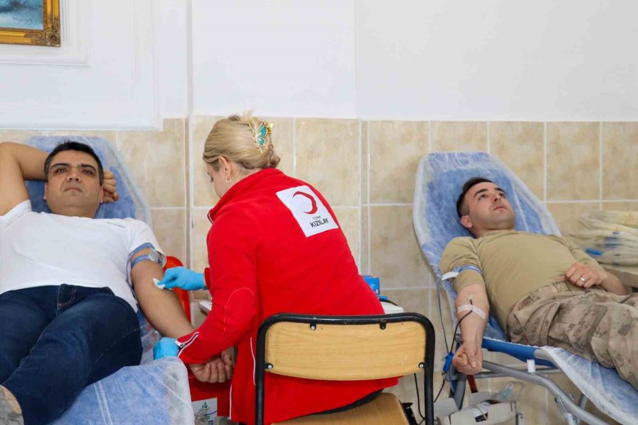 Jandarmadan Kan Bağışında Farkındalık Faaliyeti