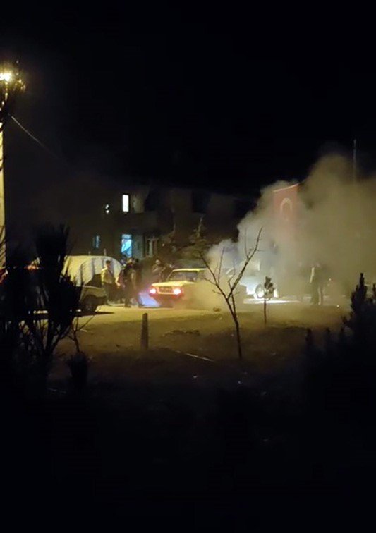 Asker Eğlencesinde Tam Gaz Lastik Yaktı