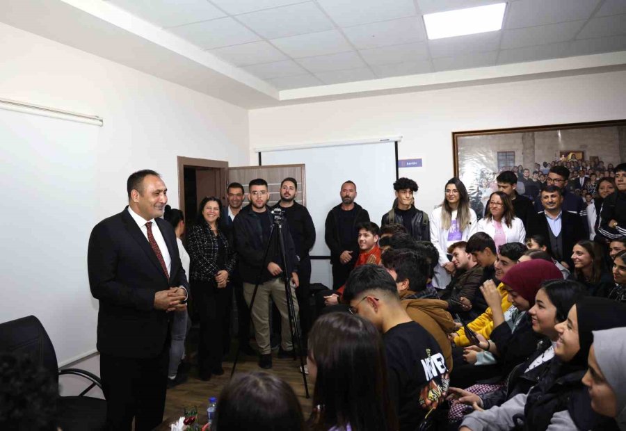 Başkan Yılmaz: "eğitim Yardımımızın İlk Taksitini Öğrencilerimizin Banka Hesaplarına Yatırdık"