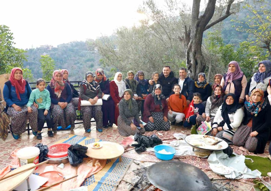 Başkan Yücel’e, Batıdaki Kırsal Mahallelerden Tam Destek