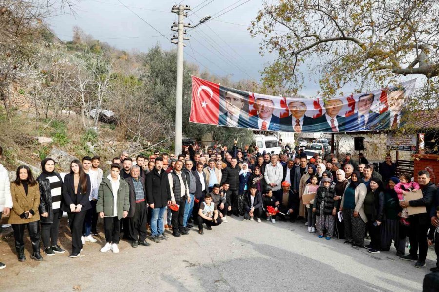 Başkan Yücel’e, Batıdaki Kırsal Mahallelerden Tam Destek