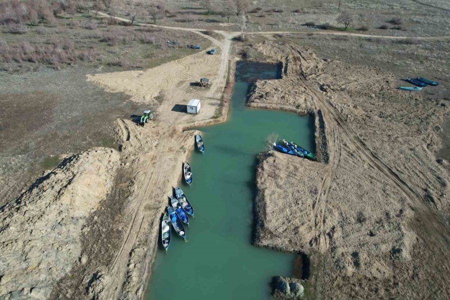 Beyşehir Gölü’nde Avcılık Faaliyetleri Hem Karadan Hem Havadan Denetleniyor