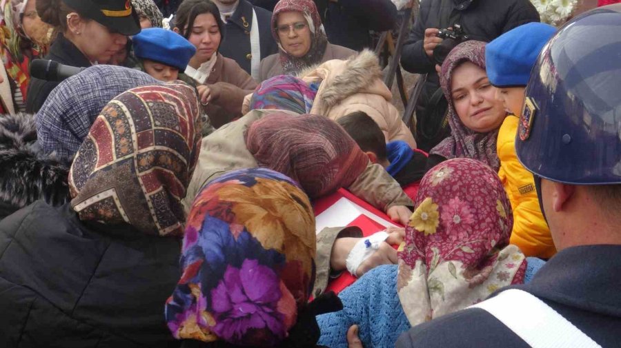 Şehit Uzman Çavuş Karaman’da Toprağa Verildi