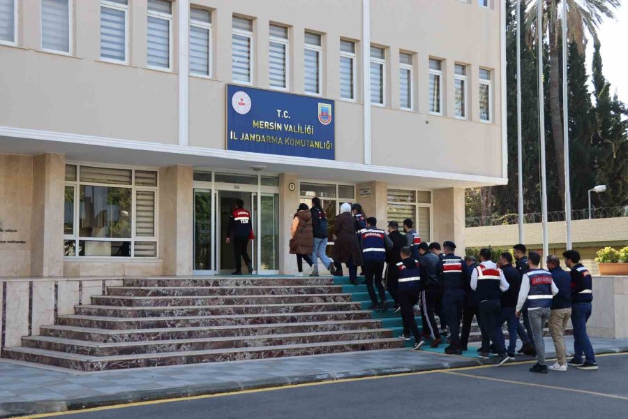 Jandarma Mersin’de Suç Ve Suçluya Geçit Vermedi