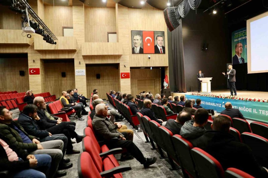 Niğde’de Toplu Taşıma Araçlarının Sürücülerine Kişisel Gelişim Semineri