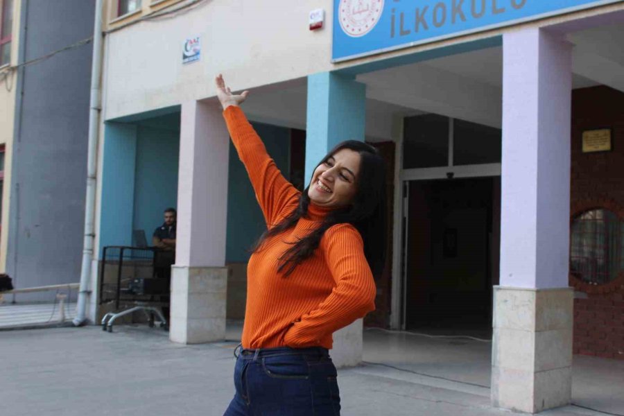 Bu Okulda Öğrenciler Derslerine Oynayarak Giriyorlar