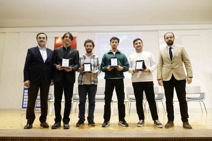 Teknofest’te Ödül Alan Girişimciler Genç Girişimcilerle Bir Araya Geldi