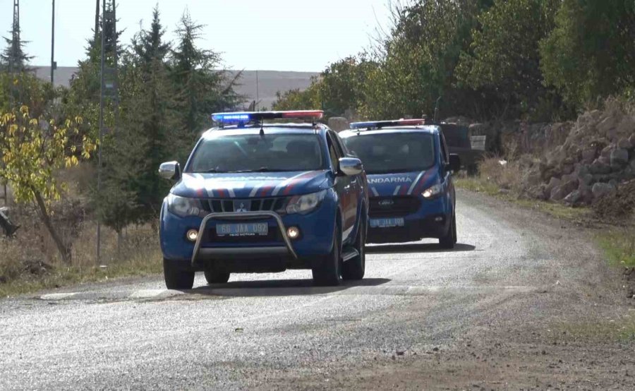 Aksaray’da 12 Aranan Şahıs Jandarma Ekiplerince Yakalandı