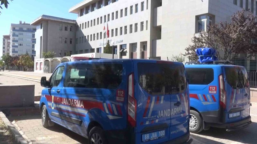 Aksaray’da 12 Aranan Şahıs Jandarma Ekiplerince Yakalandı