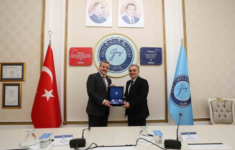 Erciyes Üniversitesi İle Gazi Üniversitesi Arasında İş Birliği Protokolü İmzalandı