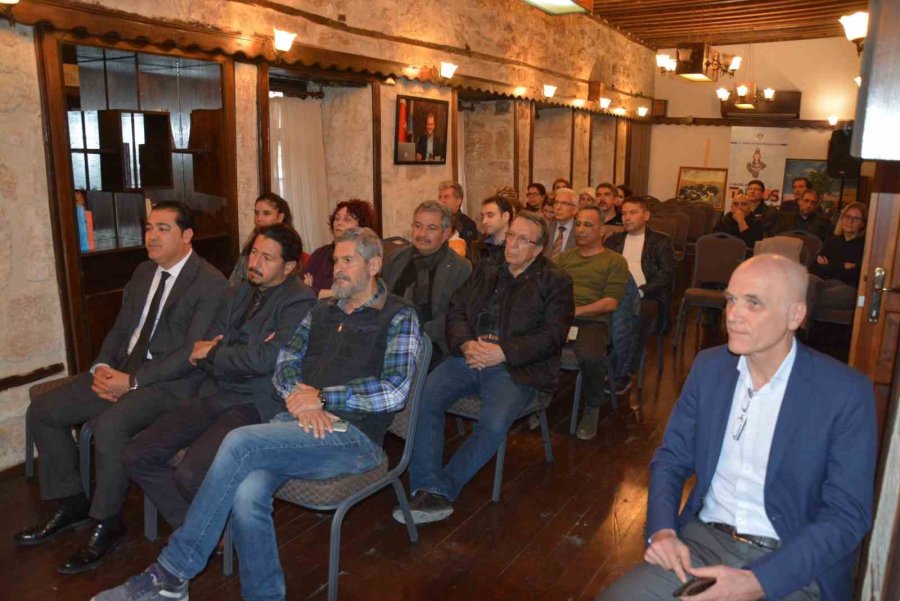 Tarsus’ta ’dünya Öykü Günü’ne Özel Program