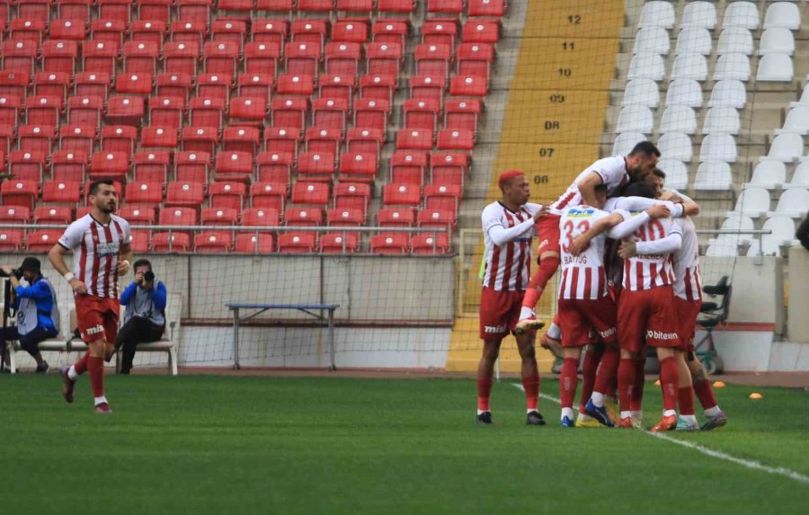 Trendyol Süper Lig: Hatayspor: 0 - Sivasspor: 1 (ilk Yarı)