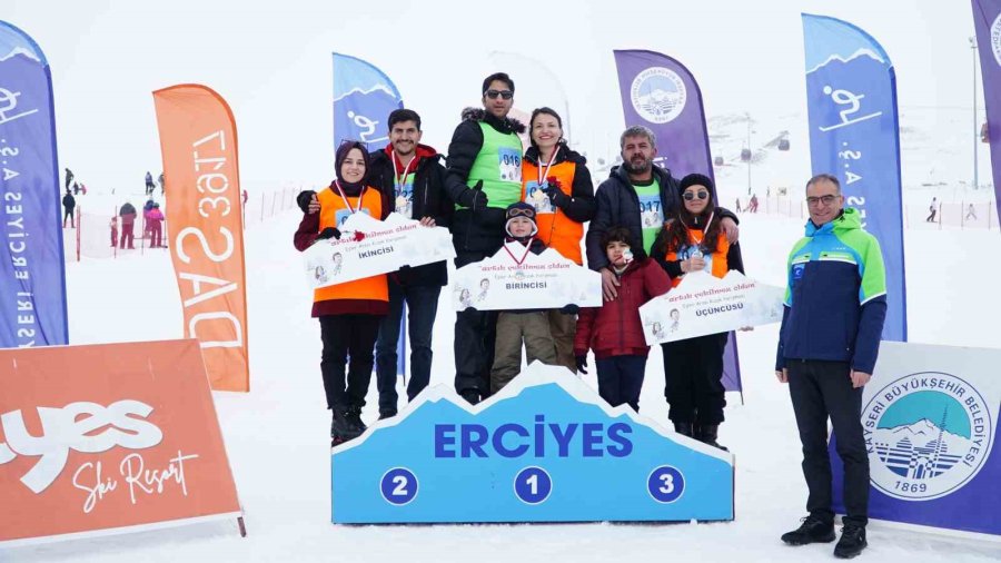 ‘artık Çekilmez Oldun’ Kızak Yarışmasında Eşler Doyasıya Eğlendi