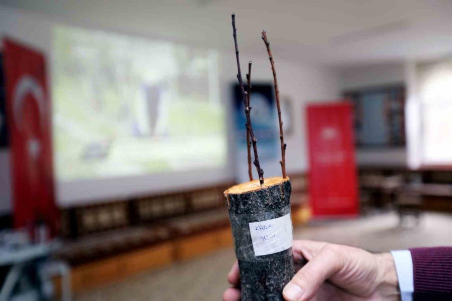 Talas’ta Üretici Eğitim Programı Sürüyor