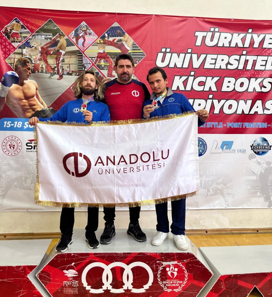 Anadolu Üniversitesi Turnuvadan Madalya İle Döndü