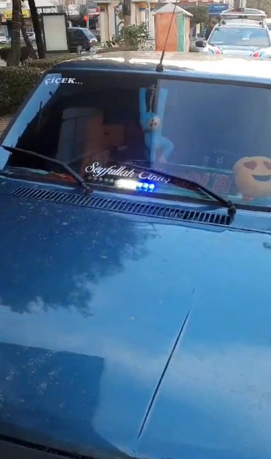 Alanya’da Çakarlı 2 Araca 19 Bin 317 Lira Para Cezası